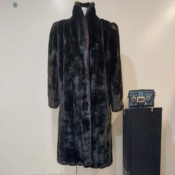 💥VINTAGE GLAM💥VTG 70s/80s LUXURY FAUX MINK FUR LONGLINE COAT in DARK BROWN - Picture 10 of 16